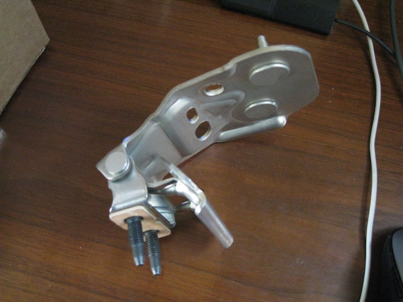 DIY Tailgate Hinge Replacement Toyota Nation Forum Toyota Car and Truck Forums